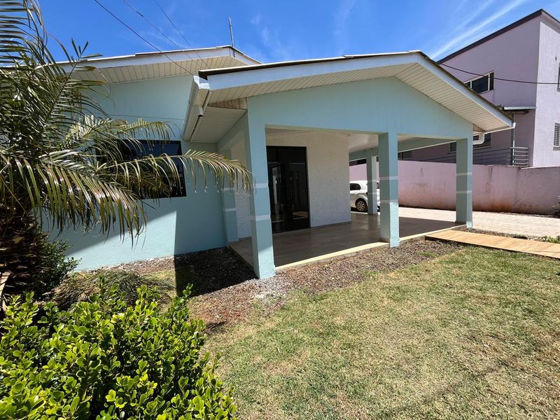 Casa à venda com 3 dormitórios, 2 banheiros, 1 vaga de garagem e 168m² de área privativa no bairro Belvedere