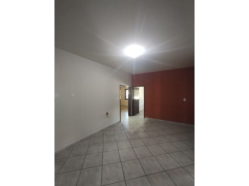 Casa de 3 quartos, no bairro BOM RETIRO, em Joinville | Eu Corretor