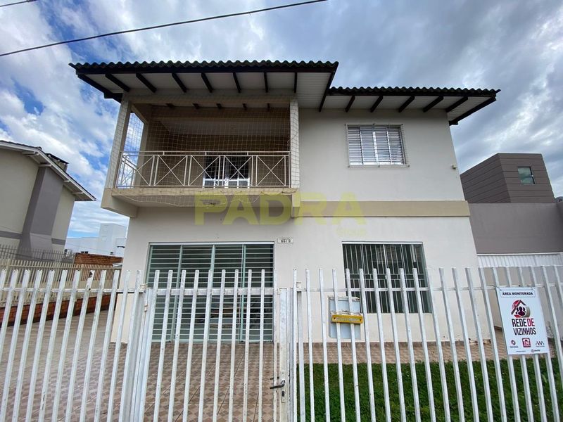 Casa para alugar com 3 dormitórios, 3 banheiros, 1 vaga de garagem e 284m² de área privativa no bairro Engenho Braun