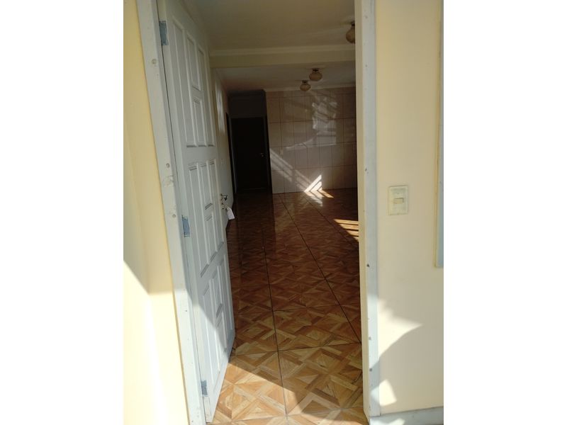 Casa de 3 quartos, no bairro RIO BONITO, em Joinville | Eu Corretor