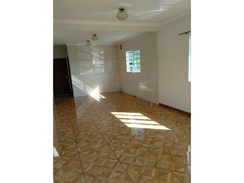 Casa de 3 quartos, no bairro RIO BONITO, em Joinville | Eu Corretor