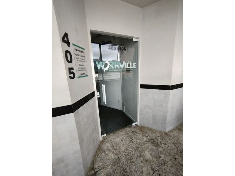 Sala Comercial de no bairro CENTRO, em Joinville | Eu Corretor