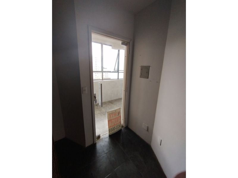 Sala Comercial de no bairro CENTRO, em Joinville | Eu Corretor