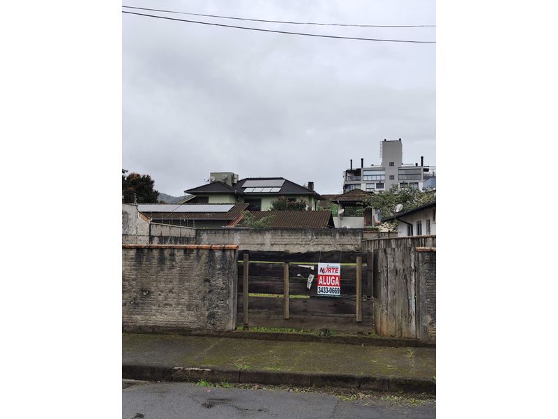 Lote/Terreno no bairro SAGUAÇU, em Joinville | Eu Corretor