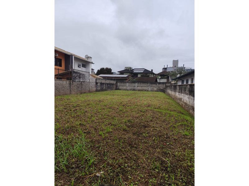 Lote/Terreno no bairro SAGUAÇU, em Joinville | Eu Corretor