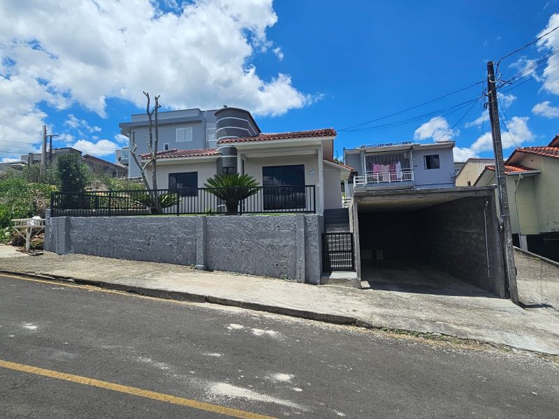 Casa, 2 quartos, 69 m² - Foto 1