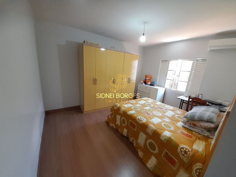 Casa à venda com 2 quartos, 200m² - Foto 16