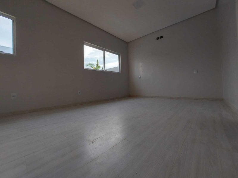 Casa à venda com 2 quartos, 203m² - Foto 21