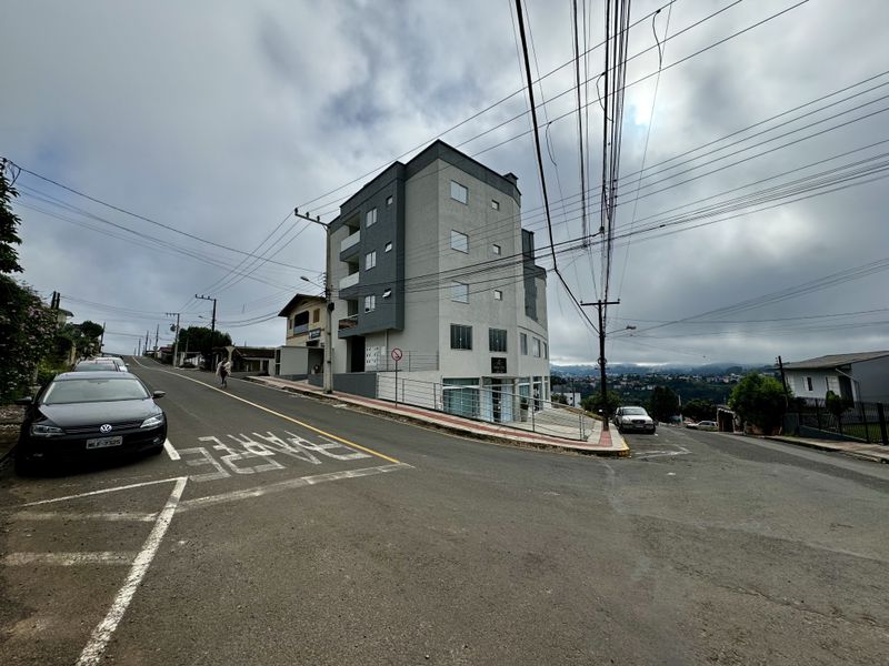 Apartamento à venda com 1 quarto, 74m² - Foto 1