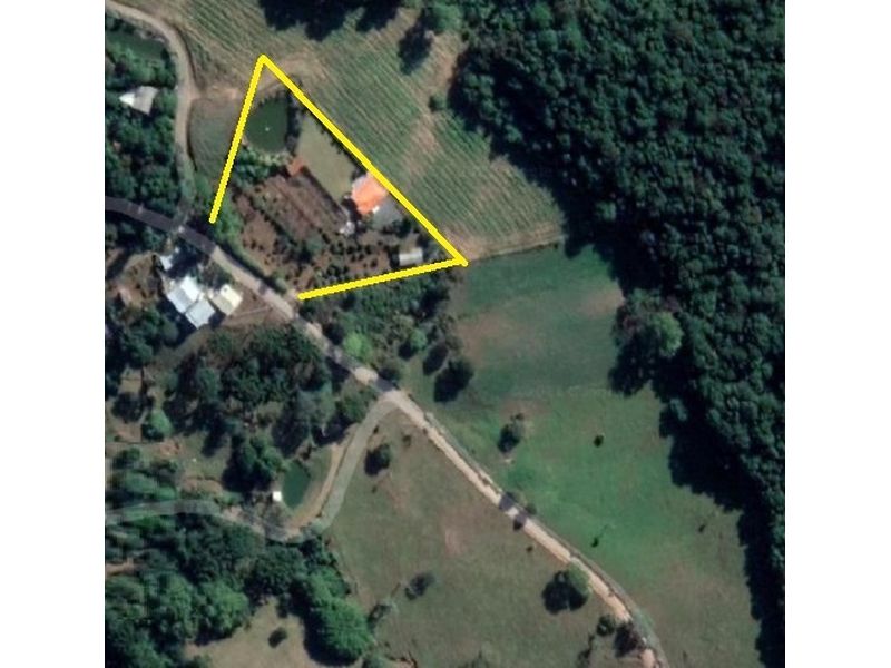 Sítio à venda com 3 quartos, 180m² - Foto 26