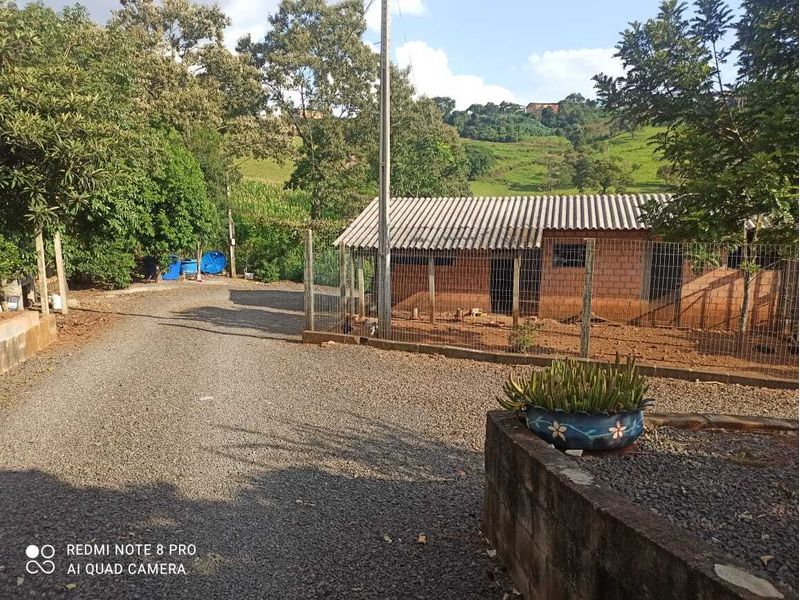 Sítio à venda com 3 quartos, 180m² - Foto 76
