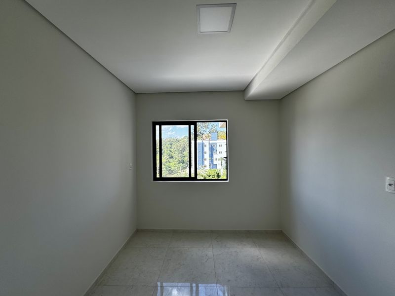 Apartamento à venda com 2 quartos, 75m² - Foto 41