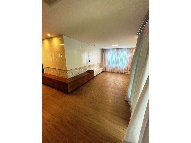 Casa de 4 quartos, no bairro BOM RETIRO, em Joinville | Eu Corretor