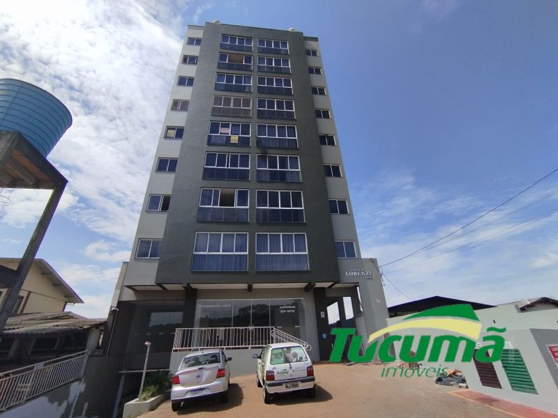 Apartamento à venda com 3 dormitórios, 3 banheiros e 2 vagas de garagens no bairro Efapi