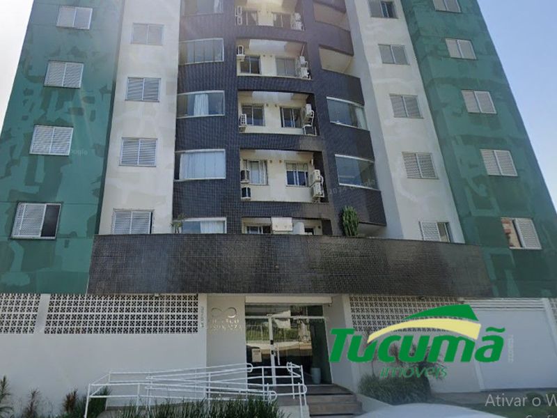 Apartamento à venda com 3 dormitórios, 3 banheiros e 2 vagas de garagens no bairro Jardim Itália