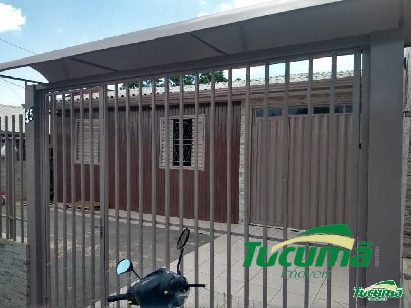 Casa à venda com 3 dormitórios, 1 banheiro, 1 vaga de garagem e 149m² de área privativa no bairro São Pedro