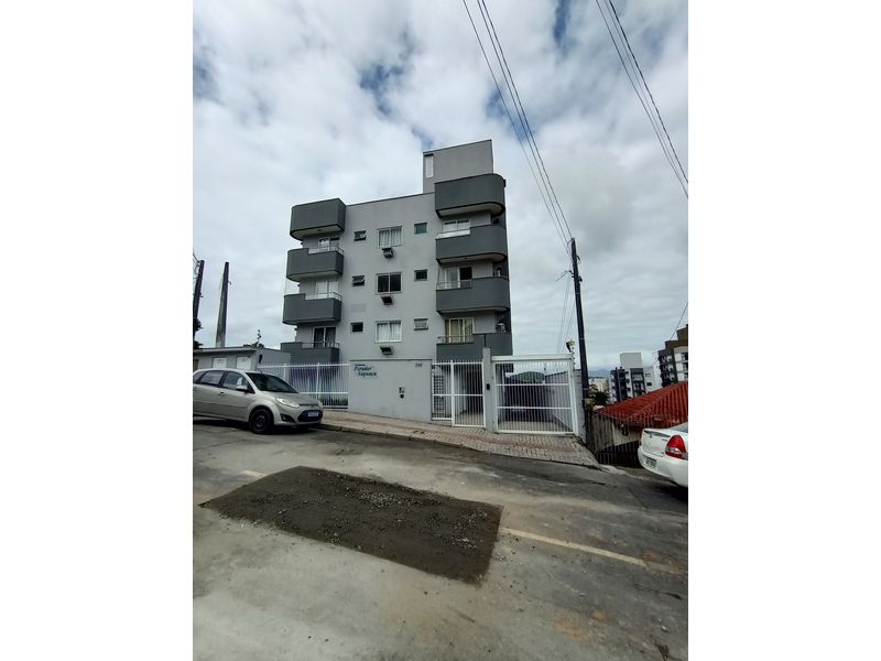 Apartamento de 3 quartos, no bairro SAGUAÇU, em Joinville | Eu Corretor