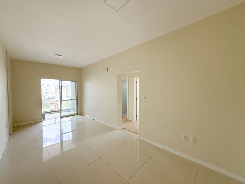 Apartamento à venda com 3 quartos, 8989m² - Foto 31