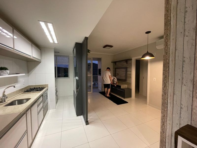 Apartamento à venda, 7273m² - Foto 1