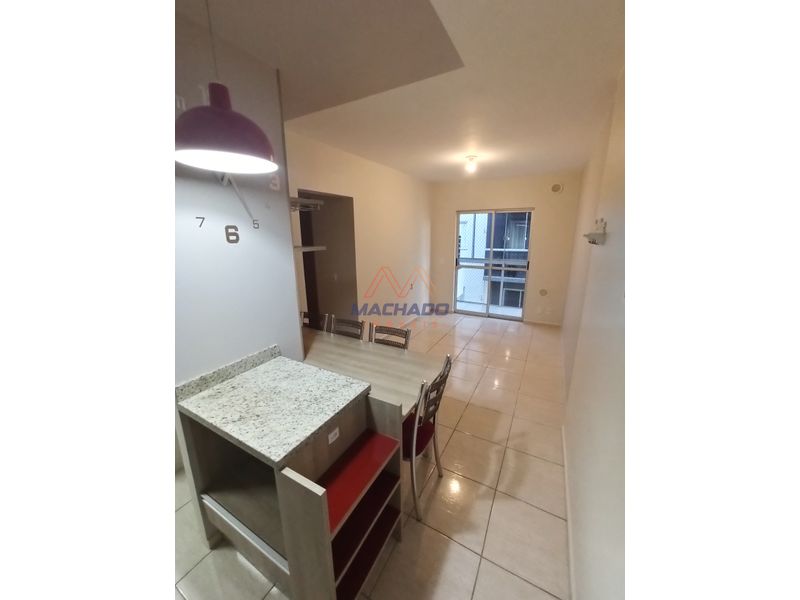 Apartamento à venda com 2 dormitórios, 1 banheiro, 1 vaga de garagem e 46m² de área privativa no bairro Pinheirinho