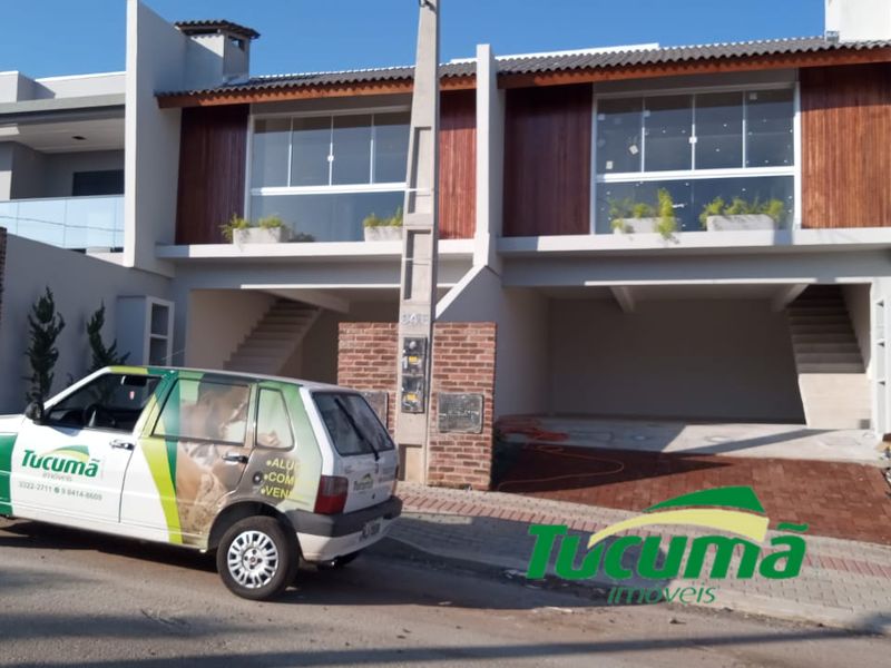 Casa para alugar com 2 dormitórios, 3 banheiros, 2 vagas de garagens e 115m² de área privativa no bairro Desbravador