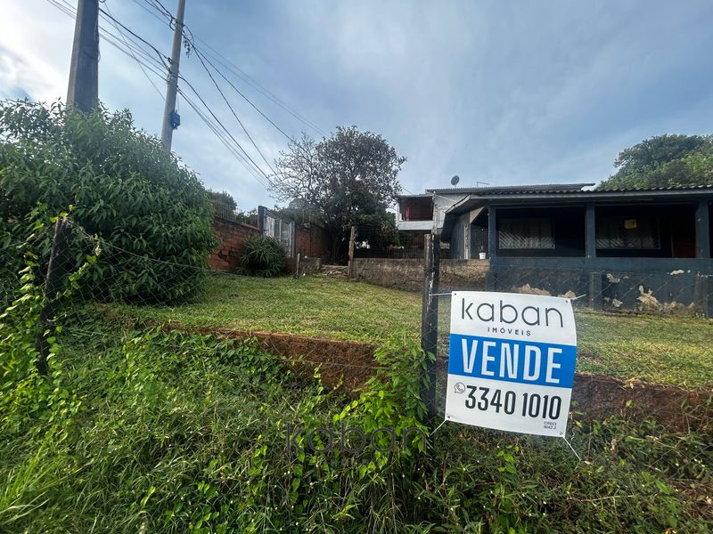 Casa à venda com 3 dormitórios, 2 vagas de garagens e 113m² de área privativa no bairro Palmital