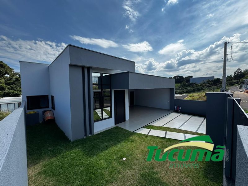 Casa à venda com 3 dormitórios, 2 banheiros, 2 vagas de garagens e 360m² de área privativa no bairro Jardim Europa