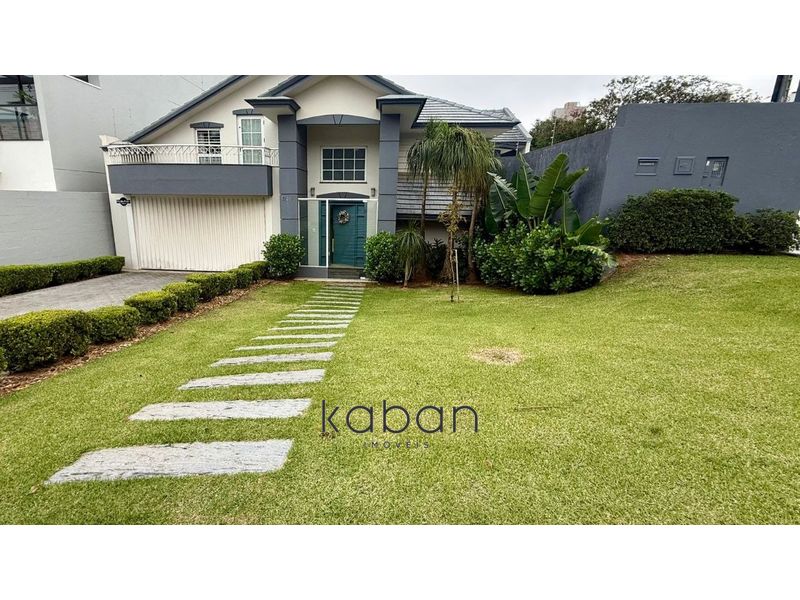 Casa à venda com 4 dormitórios, 4 banheiros, 2 vagas de garagens e 507m² de área privativa no bairro Jardim Itália