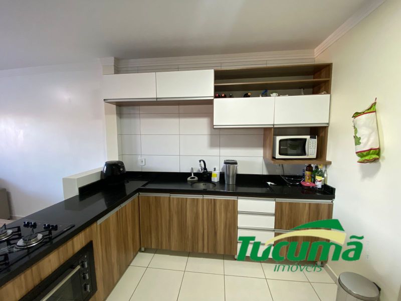 Apartamento à venda com 2 dormitórios, 3 banheiros, 1 vaga de garagem e 77m² de área privativa no bairro Universitário