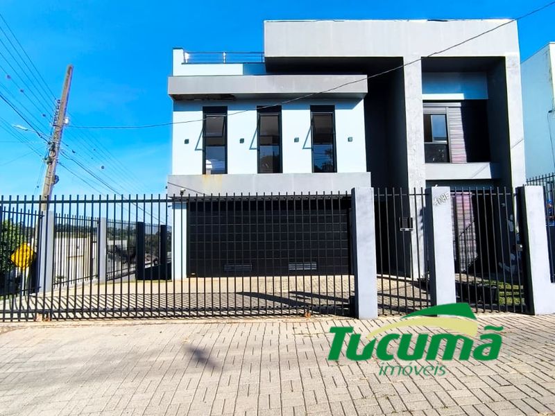 Casa à venda com 3 dormitórios, 5 banheiros, 23 vagas de garagens e 430m² de área privativa no bairro Saic