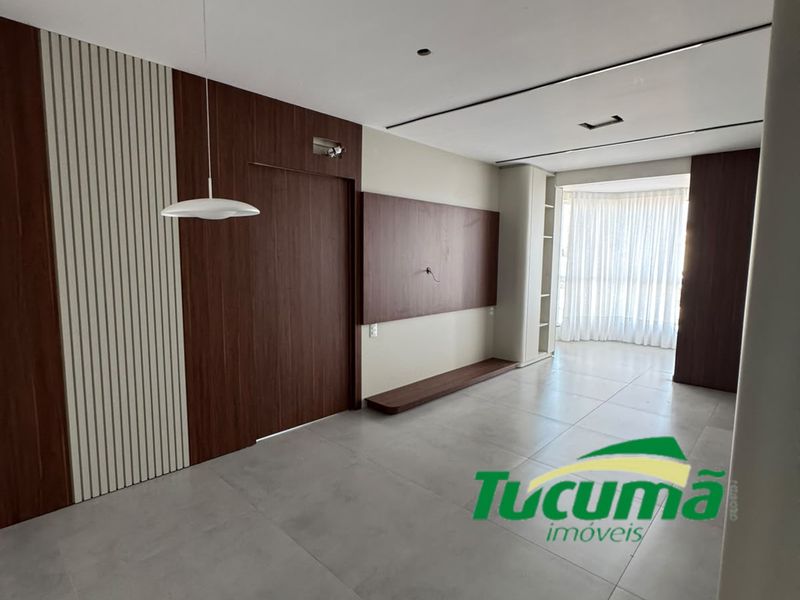 Apartamento à venda com 3 dormitórios, 3 banheiros, 1 vaga de garagem e 89m² de área privativa no bairro Santa Maria
