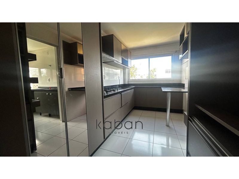 Apartamento à venda com 3 dormitórios, 1 banheiro, 2 vagas de garagens e 105m² de área privativa no bairro Jardim Itália
