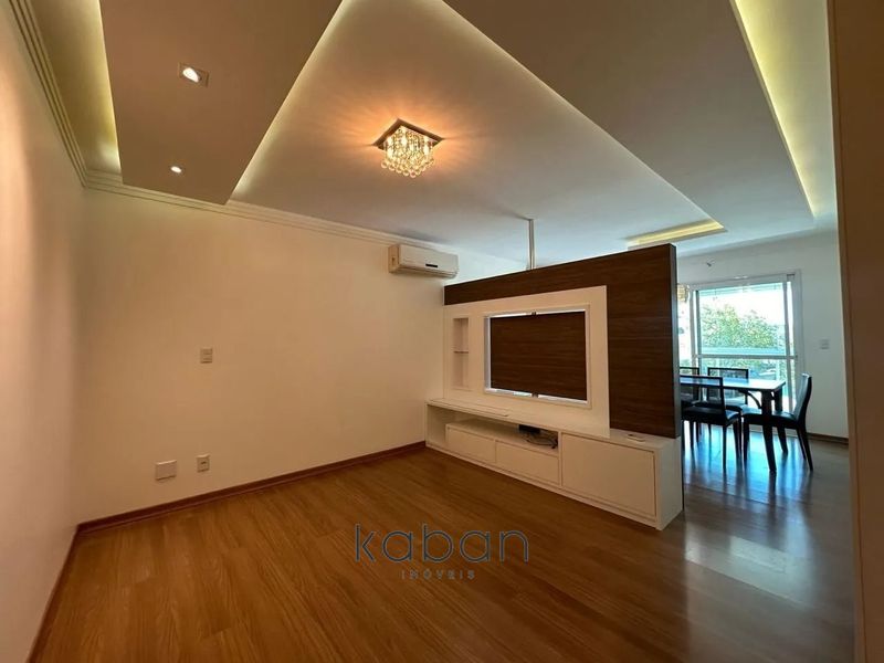 Apartamento à venda com 3 dormitórios, 2 banheiros, 2 vagas de garagens e 105m² de área privativa no bairro Jardim Itália