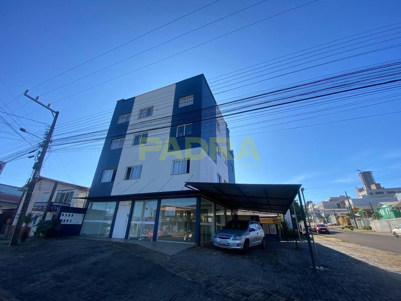 Apartamento para alugar com 2 dormitórios, 1 banheiro e 60m² de área privativa no bairro Cristo Rei