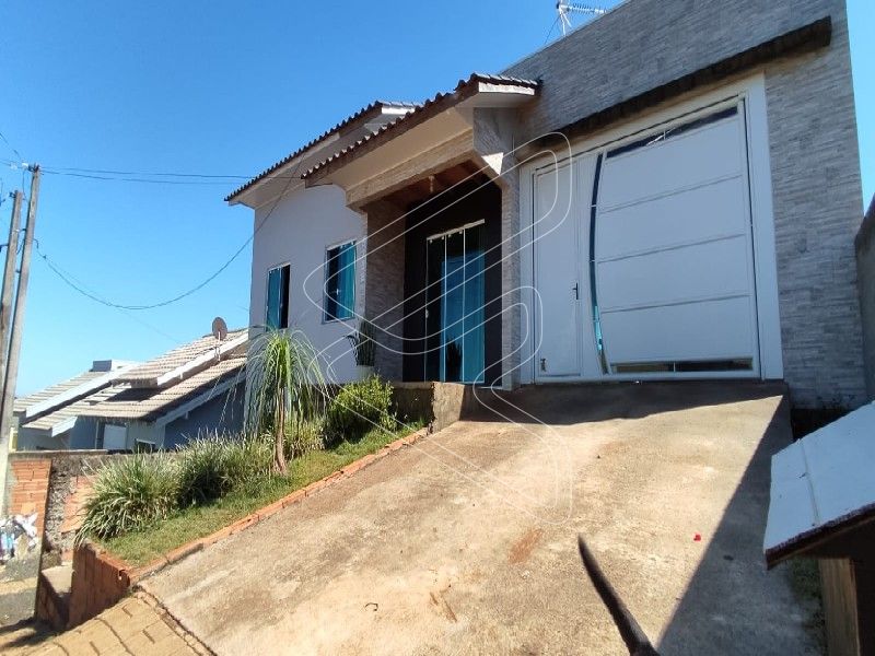 Casa à venda com 3 dormitórios, 2 banheiros, 3 vagas de garagens e 233m² de área privativa no bairro Autódromo