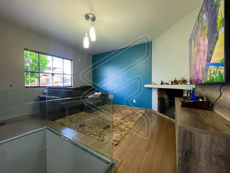 Casa à venda com 3 dormitórios, 2 banheiros, 2 vagas de garagens e 160m² de área privativa no bairro Paraíso