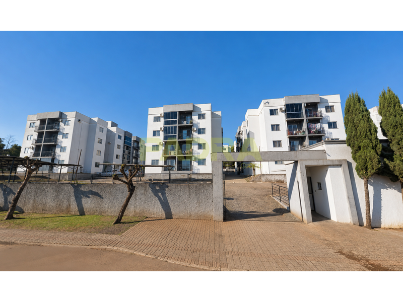 Apartamento para alugar com 2 dormitórios, 1 banheiro e 55m² de área privativa no bairro Pinheirinho
