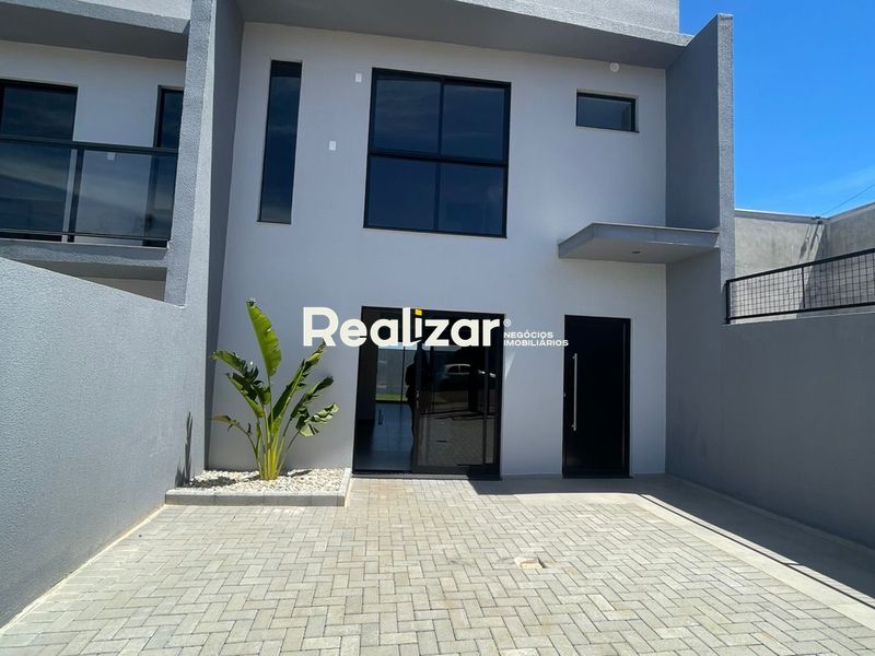 Casa à venda com 31 dormitórios, 2 banheiros, 2 vagas de garagens e 442m² de área privativa no bairro Engenho Braun