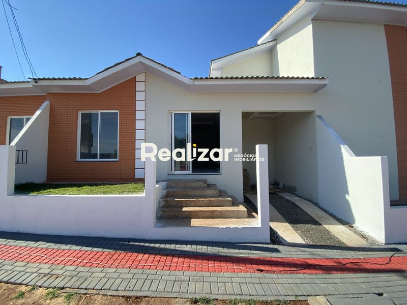 Casa à venda com 1 banheiro, 1 vaga de garagem e 95m² de área privativa no bairro Autódromo