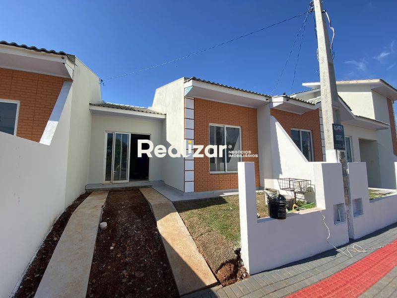 Casa à venda com 1 banheiro, 1 vaga de garagem e 90m² de área privativa no bairro Autódromo