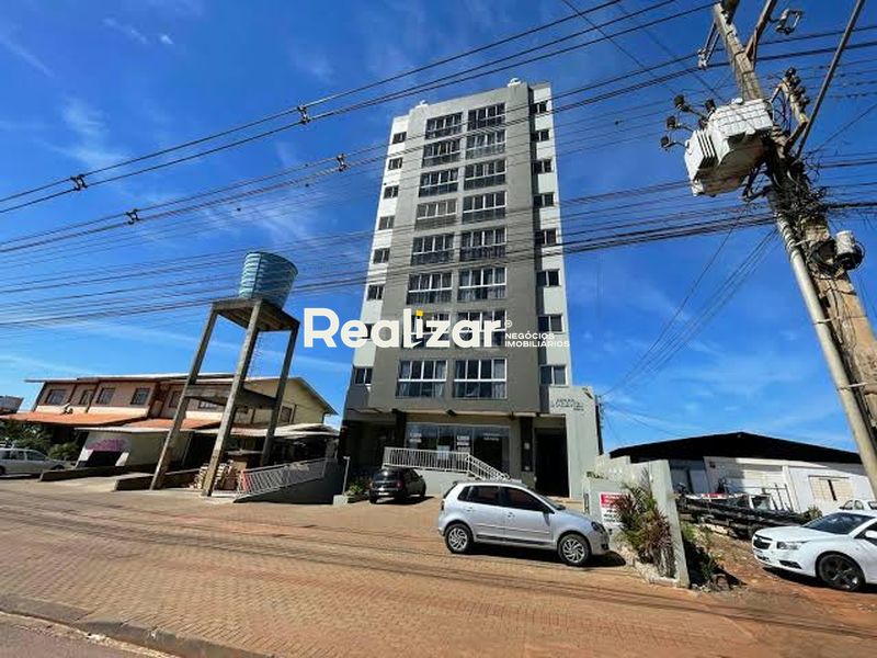 Apartamento para alugar com 201 dormitórios, 3 banheiros, 2 vagas de garagens e 100m² de área privativa no bairro Efapi