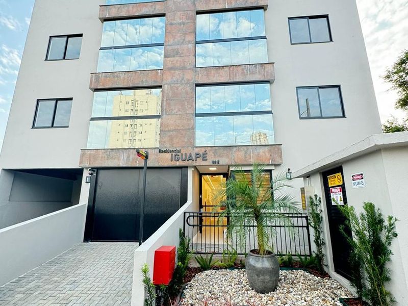 Apartamento à venda com 2 dormitórios, 1 banheiro, 2 vagas de garagens e 77m² de área privativa no bairro Jardim Itália
